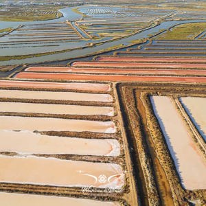 2023-05-07 - Overzicht van de salinas (zoutpannen) (drone)<br/>Cádiz - Spanje<br/>FC3582 - 6.7 mm - f/1.7, 1/1250 sec, ISO 100