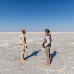 2024-05-04 - Onwerkelijk, deze zoutwoestijn in Botswana<br/>Makgadikgadi NP - Gweta - Botswana<br/>Canon EOS R5 - 24 mm - f/8.0, 1/640 sec, ISO 200