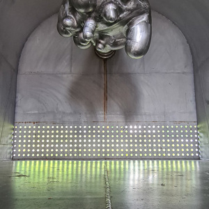 2022-07-23 - Kunstwerk met echo- van Per Inge Bjørlo<br/>Ekeberg Parken - Oslo - Noorwegen<br/>SM-G981B - 2.2 mm - f/2.2, 0.02 sec, ISO 250