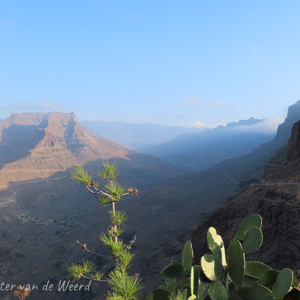 2021-10-22 - Uitzicht op de kale bergen<br/>Bij Playa des Inglès - Spanje<br/>Canon PowerShot SX70 HS - 6.3 mm - f/4.0, 1/640 sec, ISO 100