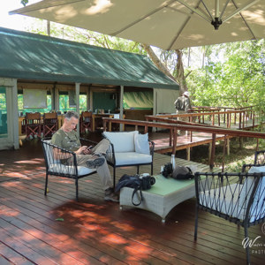 2024-04-30 - Tijd voor koffie en wat rust na de excursie<br/>Kala Camp - Okavango Delta - Botswana<br/>Canon PowerShot SX70 HS -  - , , ISO 160