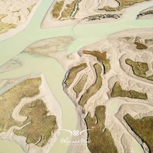 2023-05-07 - Intiem, abstract landschap (drone)<br/>Cádiz - Spanje<br/>FC3582 - 6.7 mm - f/1.7, 1/1250 sec, ISO 100