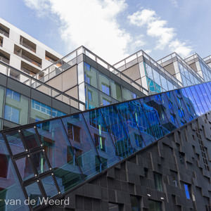 2022-07-11 - Bijzondere, moderne architectuur<br/>Barcode - Oslo - Noorwegen<br/>Canon EOS R5 - 35 mm - f/8.0, 0.04 sec, ISO 200